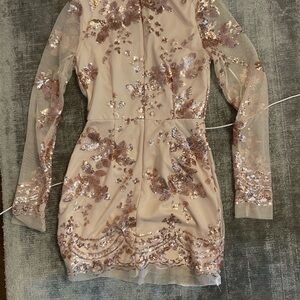 beautiful revolve dress. size small. never worn. sparkly